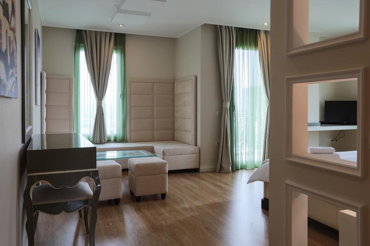 "L'Art De Vivre" Resort Korce Exteriér fotografie